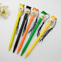 Pushing Creative Doll Head Ballpoint Bachelors en Doctoral Gift Student Teacher Office