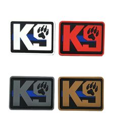 PVC Fabric Hook en Loop Fastener K9 Claw Armband Blue Line Service Dog Badge Hoofdstuk Decoratieve stickers Zachte siliconen Tactische P4413943