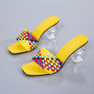 PVC transparante modestijl vreemde hiel heldere sandalen Peep teen zomerontwerp slippers weven buiten vrouwenschoenen 23031 58