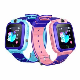 Q12 montre intelligente multifonction enfants numérique étanche montre-bracelet bébé Smartwatch téléphone avec caméra pour enfants jouet cadeau