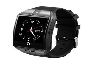 Q18 Montres intelligentes Bracelet Bluetooth Smartwatch TF Carte SIM NFC avec logiciel de chat avec appareil photo Téléphones portables Android compatibles avec Reta1981899