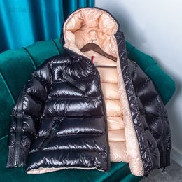 Qingwen nueva chaqueta de plumón de pato blanco brillante para mujer cremallera delgada moda de invierno Parka suelta con capucha chaqueta de plumas gruesas L220725