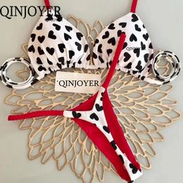 QINJOYER-bañador brasileño con estampado de corazón para mujer, traje de baño Sexy con Tanga, traje de baño de dos piezas, ropa de playa 240111