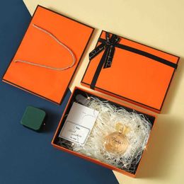 Qixi cadeau box ins style cadeaubakje verpakking lege vriendje en vriendin lippenstift Valentijnsdag groot cadeau