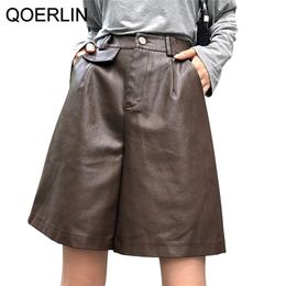 Qoerlin Bermuda Shorts voor Dames Faux Lederen Zomer Dunne Hoge Taille Streetwear Black Coffee PU Pant Plus Size 210722