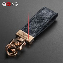 Qoong-Llavero de aleación de cuero para hombres y mujeres, colgante de moda para bolso, hebilla de herradura para coche de negocios, soporte de anillo, joyería S70
