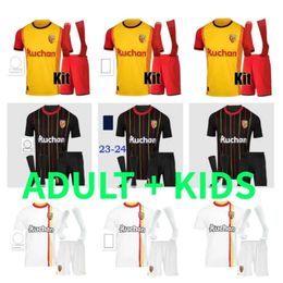 Qqq8 23 24 Rc Lens Maillot de Foot Soccer Jersey Saint Barbe Special Black Seko Fofana Kakuta 2023 2024 Camiseta de fútbol infantil Kit para niños adultos