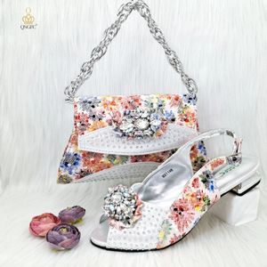 QSGFC couture conception Flash diamant décoration sac pour femmes matures avec chaussures confortables nigérianes 240130