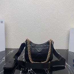 bolso de hombro con conocimiento de embarque 3 en 1 de calidad, diseño con patrón de diamantes, hecho de cuero genuino, piel de becerro con billetera cero, el favorito de las mujeres