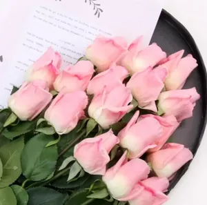 Qualité artificielle de roses de rose de simulation roses décorations de fleur de fleur pour l'anniversaire de mariage cadeau de la Saint-Valentin