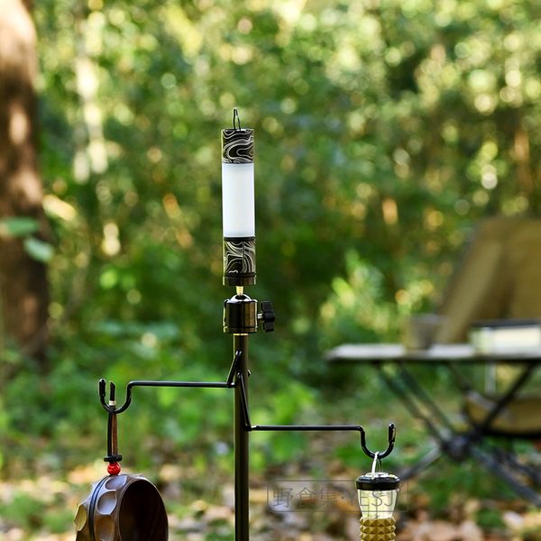 Assurance qualité pour les produits les plus vendus Lampe de poche Lampe de camping 2 en 1 Éclairage de camping en plein air Lumière chaude Ambiance Lumière de tente