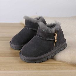 Chaussures en laine et coton pour enfants, bottes courtes épaisses, chaudes et antidérapantes, en cuir et peluche, chaussures de neige pour bébés, hiver