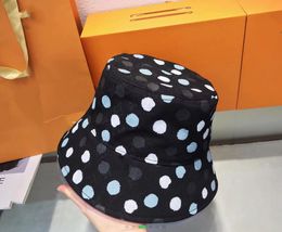 Kwaliteit klassieke polka dot bucket hoed dames zomer vintage zonneschade grote rand bucket hoed gezicht showing kleine wilde hoeden