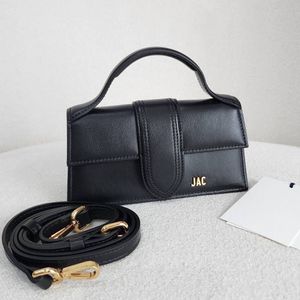 Black Luxurys Designer Sac à main Le Bambino Embrayage Sac Femmes Hommes Crossbody Top Poignée Baguette Fourre-tout Rose Sacs Épaule Pochette Enveloppe Sac à main Lady Soirée Sac à main