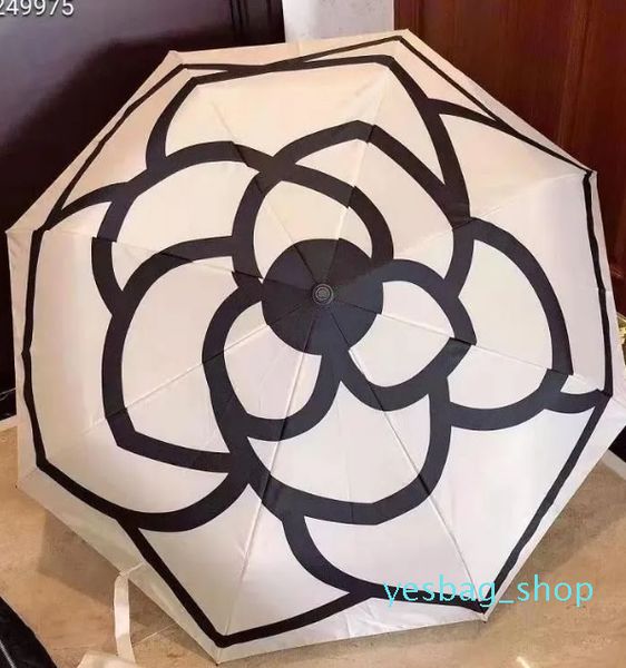 Impression de logo de patchwork de parapluie de concepteur élégant de qualité appropriée