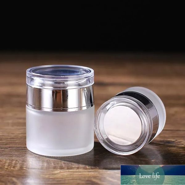 Bocaux en verre dépoli de qualité Bouteilles de crème Bocaux cosmétiques ronds Bouteille de crème pour le visage à la main 20g-30g-50g Bocaux avec revêtement en PP pour capuchon en acrylique or / argent / blanc