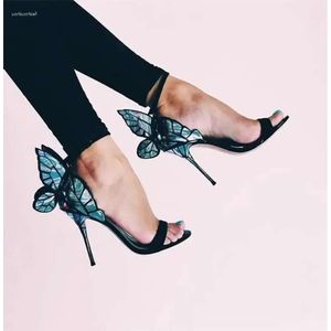 Calidad s High Women Sandals Design Heels Butterfly Heels Exquisito Hermosos zapatos de ala de banquete Vestido de sandalia de sándalo de sándalo Exquiite Shoe Dre 428 D F551