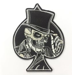 Spades Top Hat Skull Broidered Iron on Patch Motorcycle Biker Club MC Front Jacket Veste Patch Embroderie détaillée 6676040