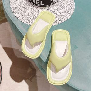 Kwaliteit Zomer Groene Slippers Slippers Luxe instapper strand platform sandalen schoenen leer open tenen casual flats voor dames Luxe ontwerpers fabrieksschoenen met doos