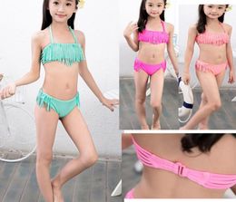 Qualité Twopieces enfants maillots de bain bikini filles maillot de bain bébé jupe à rayures robes épaule moins princesse 2 pièces enfants plage wea6294696