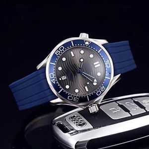 kwaliteit horloge zee 007 james heren horloges acht stijl 42mm wijzerplaat 300m horloges automatisch uurwerk mannelijke watch253w