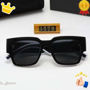 Calidad Mujer Alta 3579 Gafas de sol Moda para hombre Gafas de sol Protección UV Hombres Diseñador Anteojos Gradiente Bisagra de metal Mujeres Gafas Caja