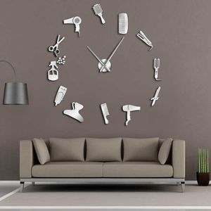 Quartz Barber Shop Mirror Wall Clock Giant Reloj de pared Barber Toolkits Decor 3D Acryl Frameloze Horloge Kapper Art 210930