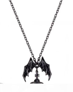 Queen Mother Demon Evil Titanium Black Wings Diamond Saturn Collier Super Cool Punk Bat4617745