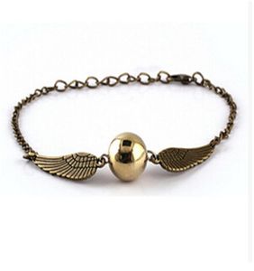 Bracelets de bracelet de poche Golden Golden Snitch Bracelet Ailes Vintage Retro Tone pour hommes et femmes8871852