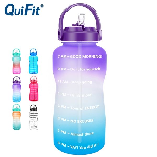 QuiFit 3.8L 2L Large Bouche Gallon Tritan Bouteille d'eau avec des marques de temps de paille sans BPA Portable Sports Gym Jug Mobile Holder 210917