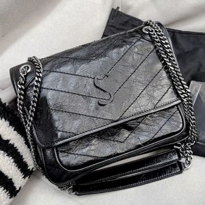 Haute qualité Niki Luxury Designer Satchel Femmes Pochettes Rabat Hommes Enveloppe matelassée Cross Body Sacs à bandoulière Totes Black Sling Classic Sac à main en cuir véritable