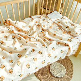 Edredones nacido 4 capas muselina algodón Animal oso puntos niños dormir Swaddle Wrap ropa de cama accesorios bebé edredones 110*135 cm 230317