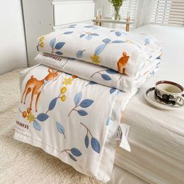 Dekbedden sets Wasbaar Katoen Zomer Cool Quilt Machine Wasbaar Koel Zijde Air Conditioning Quilt Koreaans Eenvoudige Dunne Quilt 2023Deken ZomerHKD230627