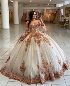 Quinceanera Jurken Ivoor Lovertjes Feest Gala Baljurk Aangepaste Rits Lace Up Grote maten Nieuwe Kralen Applique Sweetheart Tule