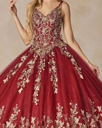 Quinceanera Robes Col En V Sans Manches Applique Dentelle Tulle Rouge Foncé Fermeture Éclair Personnalisée À Lacets Grande Taille Nouveau Robe De Pour Doux 15