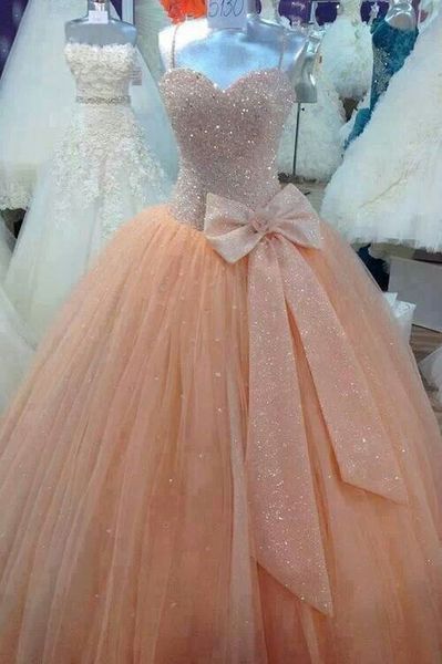 Robe de Quinceanera Vintage Chine Robes Importées Pas Cher Arc Sweetheart Cou Sans Manches Spaghettis Robe De Bal Custom Made Formelle