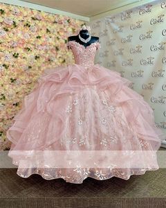 Quinceanera robes roses sexy robes de bal sur les applications en dentelle épaule des perles de cristal fleurs gonflées corset en dos rouffes robe de fête en tulle robes de soirée s