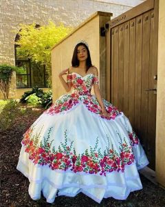 Quinceanera witte jurken bloemen kanten applique korset terug van de schouder gelaagde satijnen op maat gemaakte zoete prinses verjaardagsfeestje baljurk vestidos
