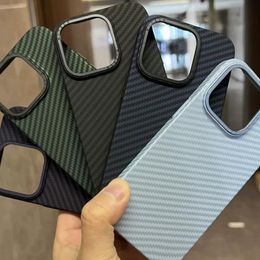 "Textura de fibra de carbono Elam Case duro para iPhone 12/13/14/15 Pro Max Absorción magnética Anti -Drop Acabado mate Diseño premium - Case de teléfono