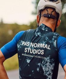 Jackets de carreras 2022 PNS PAS Normal Studios Lighweight Cycling Gilet Gilet a prueba de viento para hombres y mujeres Zipper9539948