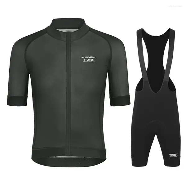 Conjuntos de carreras 2024 Pas Normal Studios Conjunto de ciclismo Traje de bicicleta de verano Ropa de bicicleta para hombre MTB Maillot PNS Manga corta