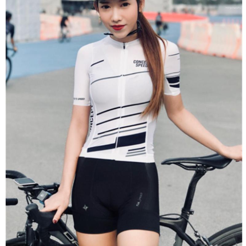 Conjuntos de corrida CSPD Fato de ciclismo feminino de verão Manga curta Confortável Respirável Absorvedor de suor Protetor solar de secagem rápida Esportes Corrida