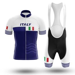 Racing Sets Ltaly -stijl Cycling Jersey Set Heren Summer Quick Dry Short Sleeve Bicycle Clothing Cycliste Femme MTB Bike Road Riding Des