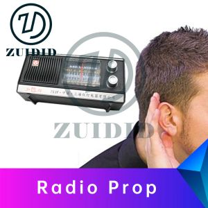 Radio ZUIDID escape room Radio Prop stemt de radio af op de juiste FM-frequentieband om het audio-aanwijzing geheime kamer-escape-spel te krijgen