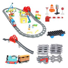 Rail Transport Big Size Building Builds Creative Track Accessoires Monteren speelgoed voor kinderen Bakstenen Compatibele stadstreinen Set 220715