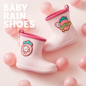 Bottes de pluie dessin animé mignon enfants garçons et filles bébé imperméable 2023 été enfants EVA chaussures plates antidérapantes 230721