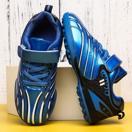 Botas de lluvia Niños Zapatos de fútbol para niños Turf Training Girl Torneo de fútbol Futsal Hall Boot Boys 230721