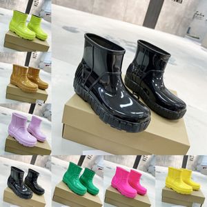 Bottes de pluie Designer Drizlita Bottes en caoutchouc hiver imperméable Rainboots plate-forme cheville Jelly Booties Focalistic chaussures de plein air femmes bottes
