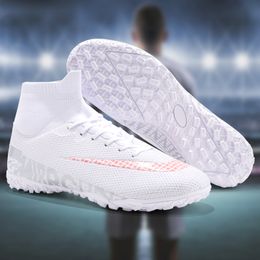 Regenlaarzen Originele Trend Mannen Voetbalschoenen Volwassen Kinderen TFFG Hoge Enkel Voetbal Gras Training Sport Schoeisel Cleats Sneakers 3545 230721