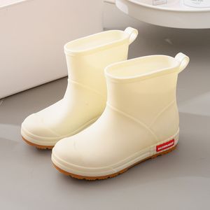 Bottes de pluie en caoutchouc botte d'eau printemps en plein air mode chaussures décontractées 2023 hiver épaissir coton couverture travail 230505